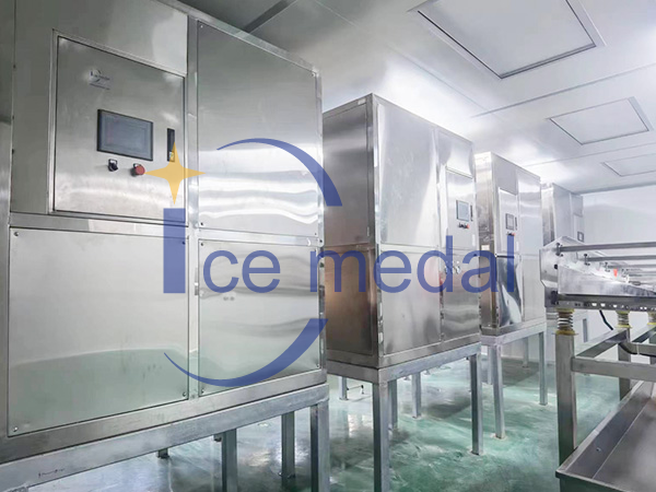 相比傳統(tǒng)冰廠，自動化冰廠將成為未來的主流